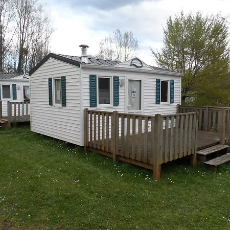 Kemp Camping Le Repaire 3*